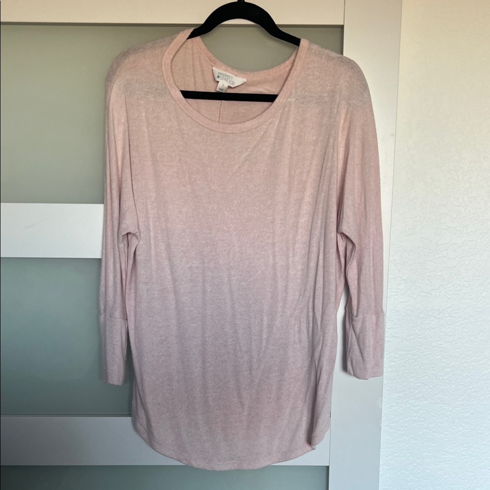Market & Spruce Light Pink Long Sleeve Top